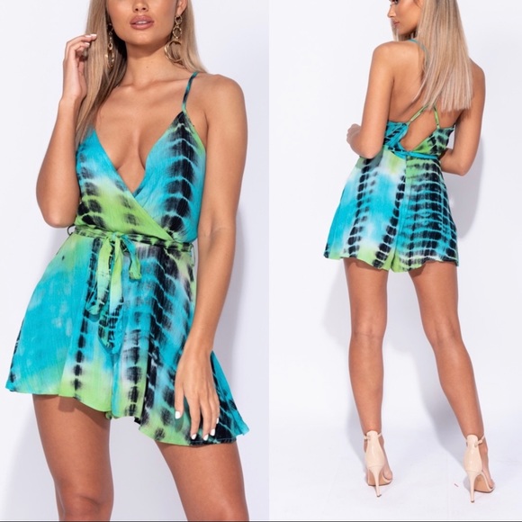 ❤️ Queen Of The Sea - Tie Dye Wrap Romper - Picture 4 of 8